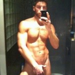 Valerio Pino nudo su Twitter (Foto) Gallery Gossip Gay 
